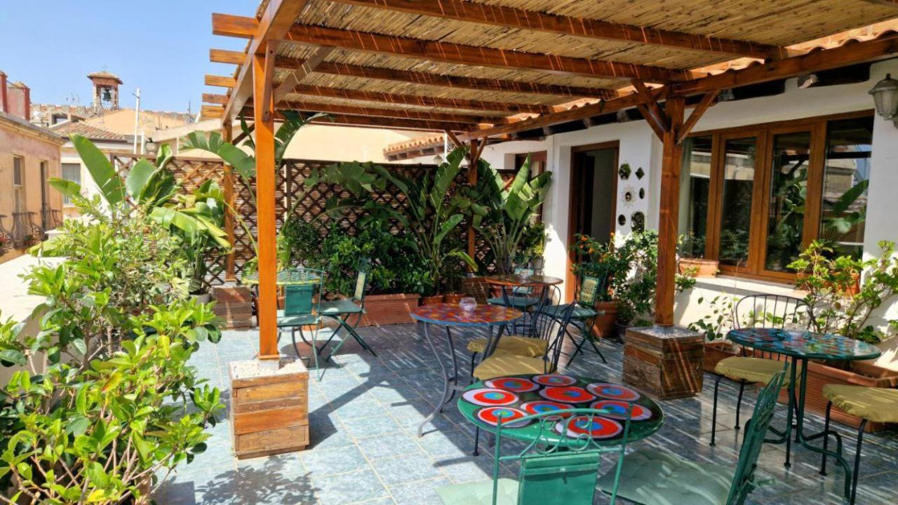 Guest House Le Sibille Taormina Exterior foto